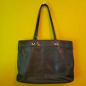 DKNY LARGE TOTE BAG IN BLACK